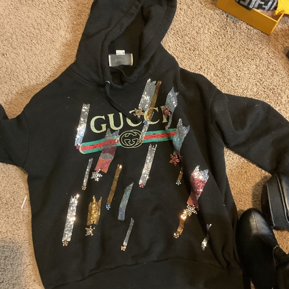- Auth Gucci Black Sequin Hoodie